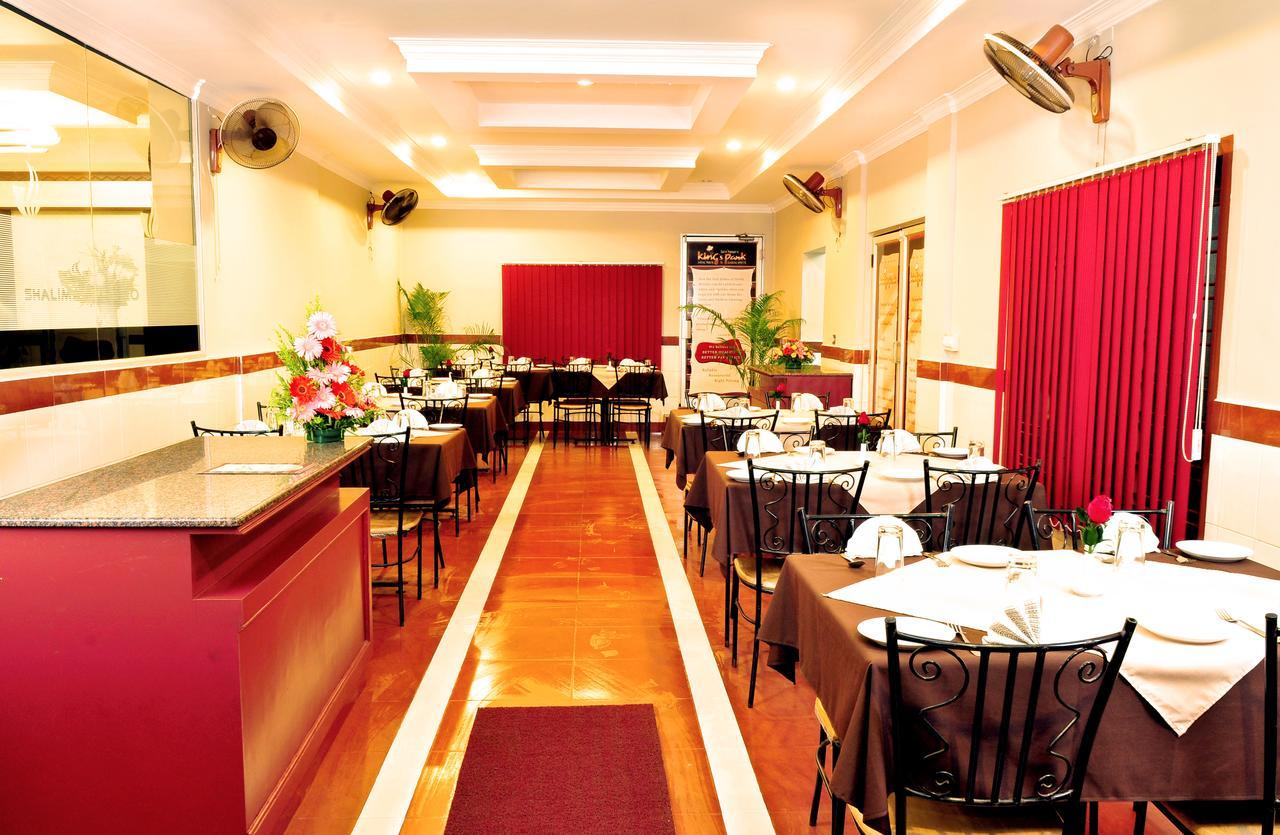 Hotel Shalimar Metro Kochi Esterno foto